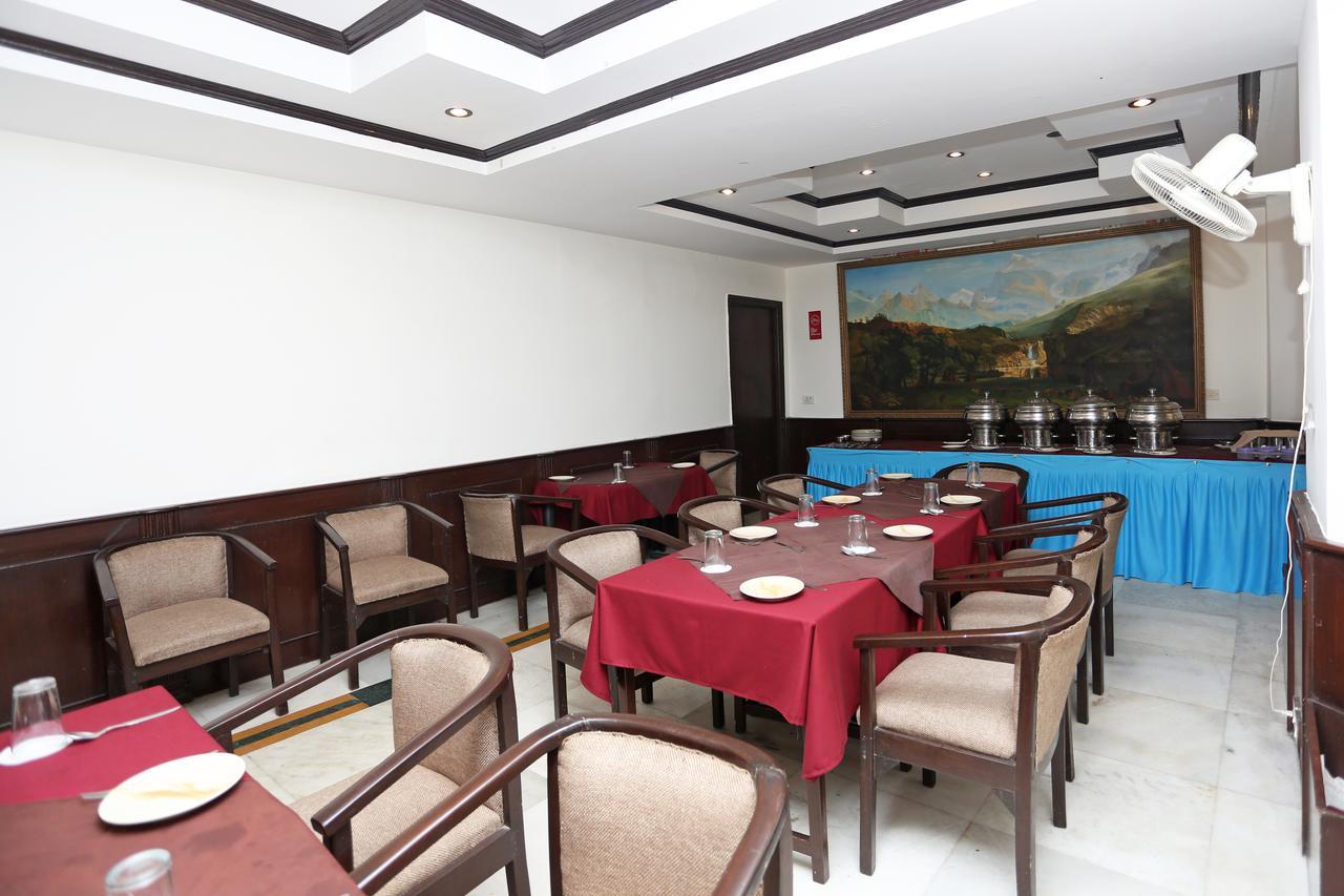 Oyo 1672 Hotel The Pearl 穆索里 外观 照片